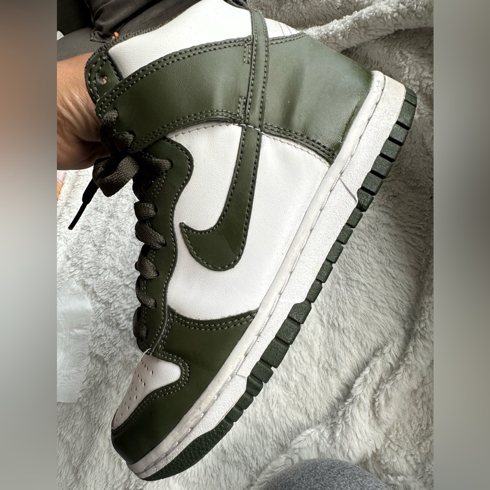 Nike Dunk High Retro Cargo Khaki - Olive Nike Dunks High- Youth 4.5